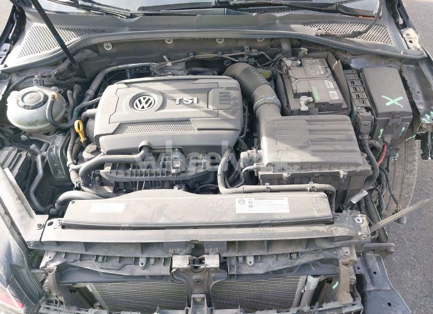 Photo 10 of 2019 Volkswagen Golf GTI 2.0T AUTOBAHN/2.0T RABBIT EDITION/2.0T S/2.0T SE (VIN 3VW6T7AU5KM033892)