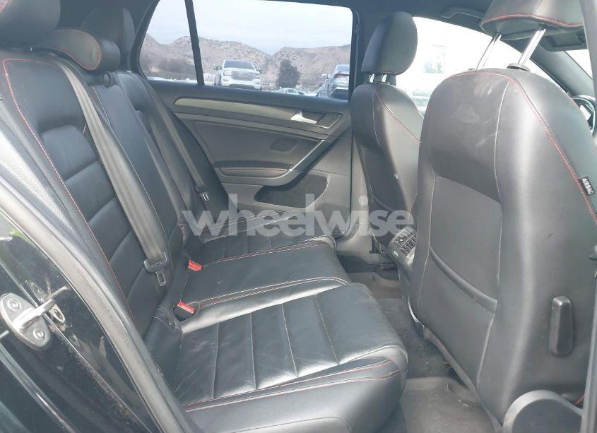 Photo 8 of 2019 Volkswagen Golf GTI 2.0T AUTOBAHN/2.0T RABBIT EDITION/2.0T S/2.0T SE (VIN 3VW6T7AU5KM033892)