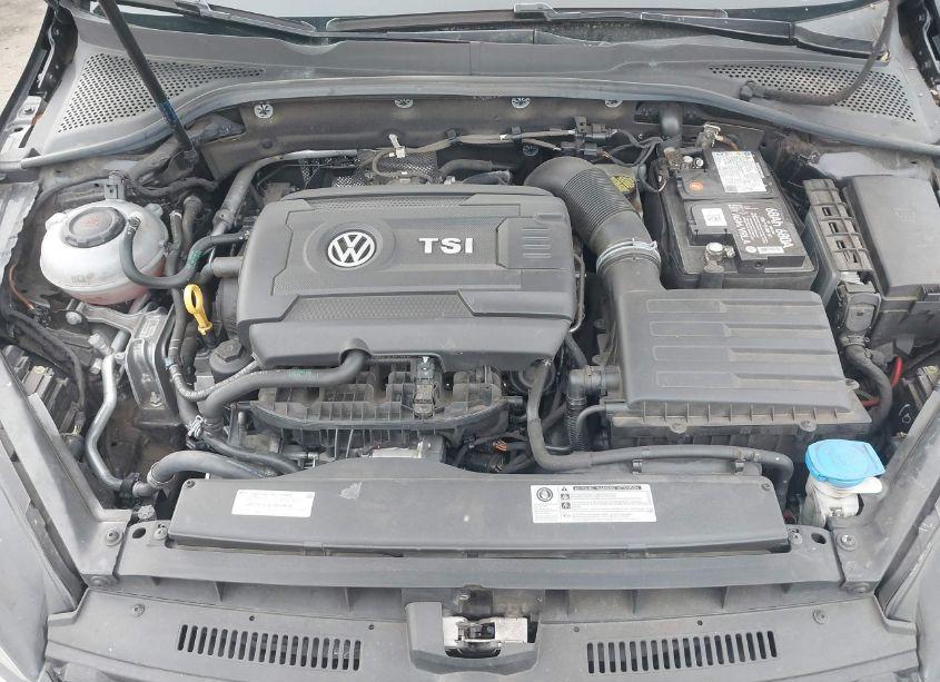 Photo 10 of 2019 Volkswagen Golf GTI 2.0T AUTOBAHN/2.0T RABBIT EDITION/2.0T S/2.0T SE (VIN 3VW6T7AU5KM035805)