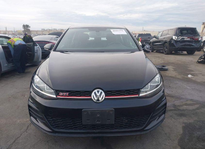 Photo 13 of 2019 Volkswagen Golf GTI 2.0T AUTOBAHN/2.0T RABBIT EDITION/2.0T S/2.0T SE (VIN 3VW6T7AU5KM035805)