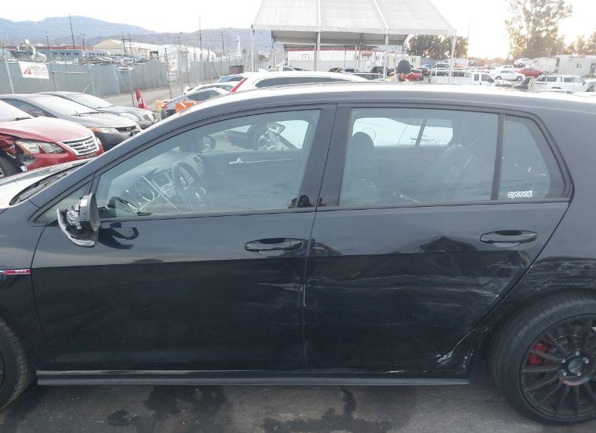 Photo 15 of 2019 Volkswagen Golf GTI 2.0T AUTOBAHN/2.0T RABBIT EDITION/2.0T S/2.0T SE (VIN 3VW6T7AU5KM035805)