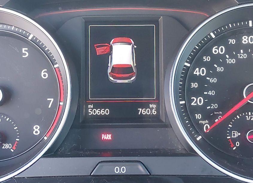 Photo 16 of 2019 Volkswagen Golf GTI 2.0T AUTOBAHN/2.0T RABBIT EDITION/2.0T S/2.0T SE (VIN 3VW6T7AU6KM006345)