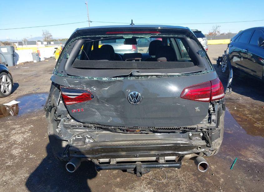 Photo 17 of 2019 Volkswagen Golf GTI 2.0T AUTOBAHN/2.0T RABBIT EDITION/2.0T S/2.0T SE (VIN 3VW6T7AU6KM006345)