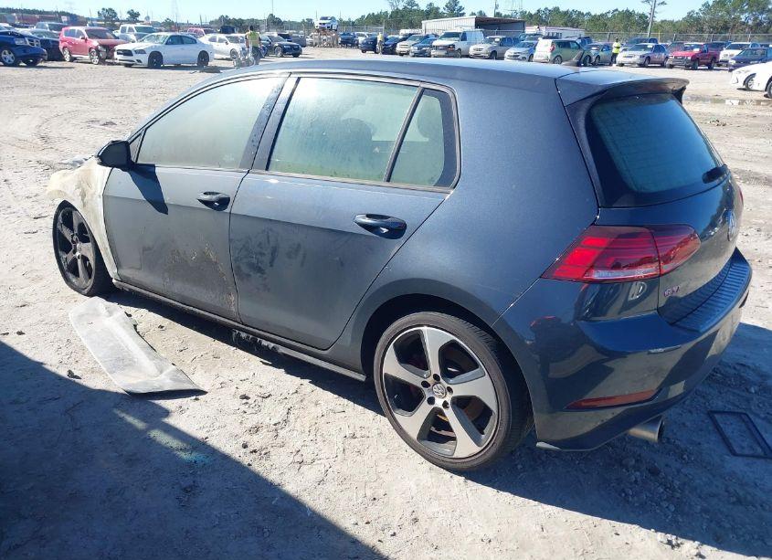 Photo 3 of 2019 Volkswagen Golf GTI 2.0T AUTOBAHN/2.0T RABBIT EDITION/2.0T S/2.0T SE (VIN 3VW6T7AU6KM013635)