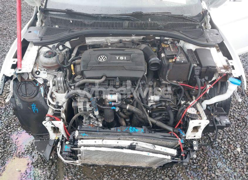 Photo 10 of 2019 Volkswagen Jetta GLI 2.0T 35TH ANNIVERSARY EDITION/2.0T AUTOBAHN/2.0T S (VIN 3VW6T7BU2KM202992)