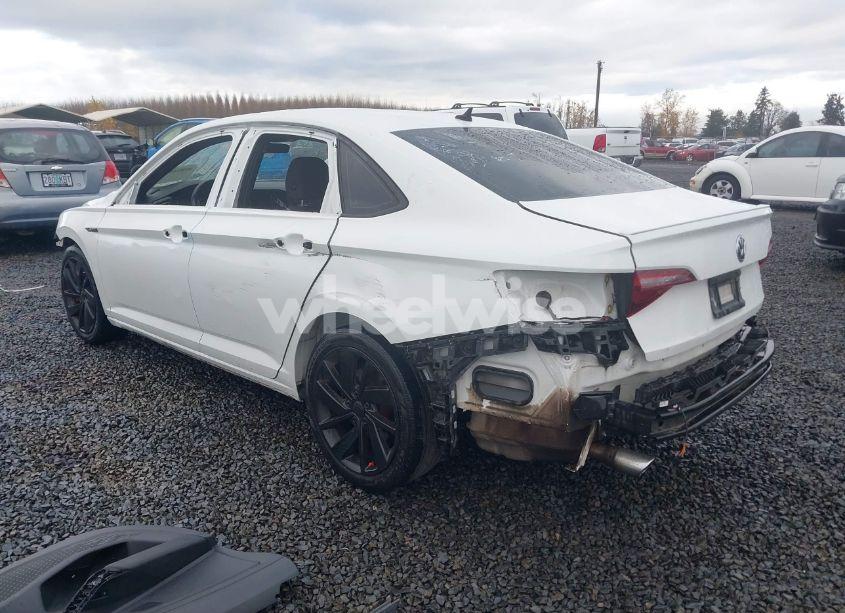 Photo 3 of 2019 Volkswagen Jetta GLI 2.0T 35TH ANNIVERSARY EDITION/2.0T AUTOBAHN/2.0T S (VIN 3VW6T7BU2KM202992)