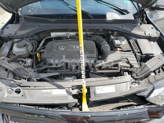 Photo 11 of 2019 VOLKSWAGEN JETTA GLI (VIN 3VW6T7BU2KM223566)