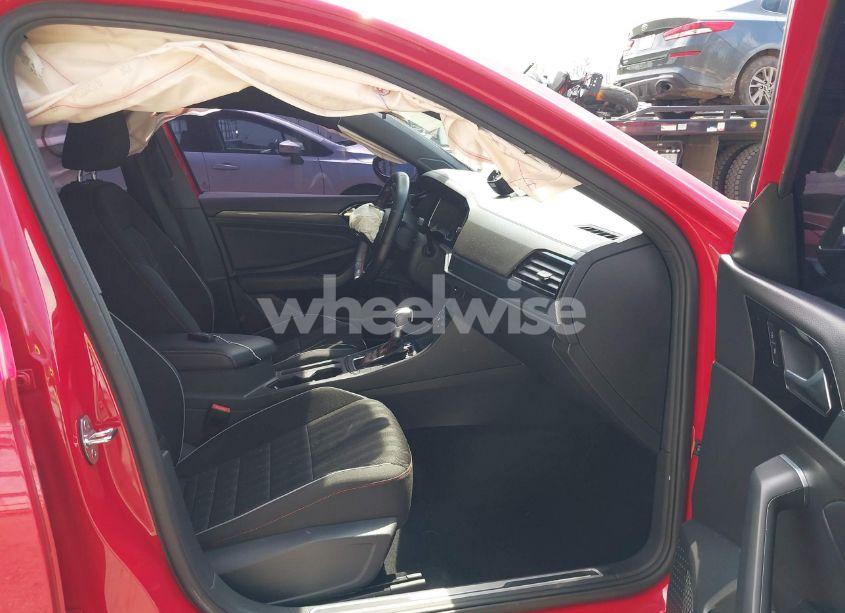 Photo 5 of 2019 Volkswagen Jetta GLI 2.0T 35TH ANNIVERSARY EDITION/2.0T AUTOBAHN/2.0T S (VIN 3VW6T7BU3KM255295)