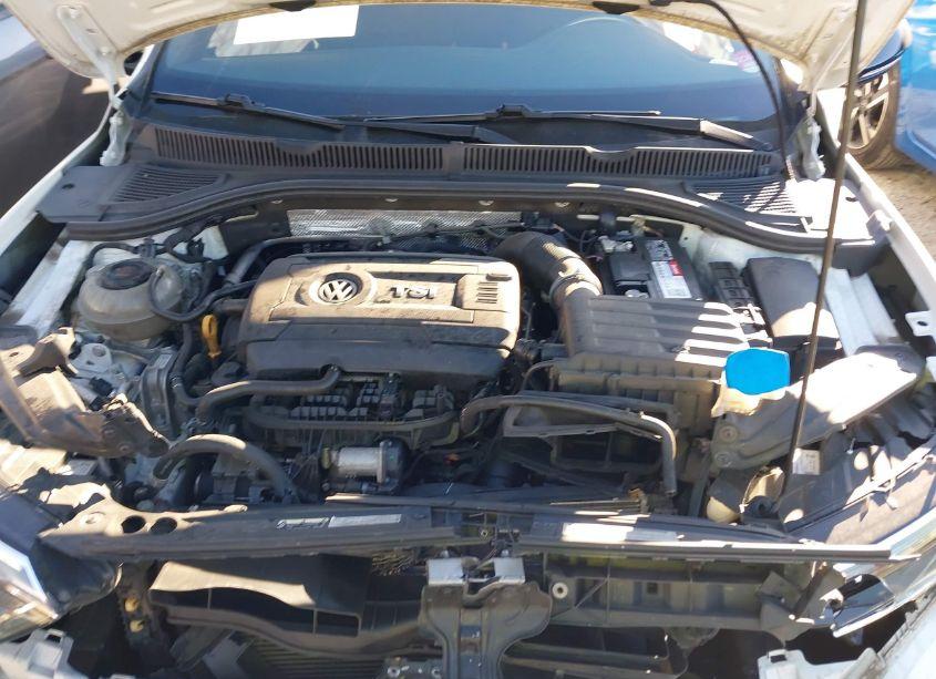 Photo 10 of 2019 Volkswagen Jetta GLI 2.0T 35TH ANNIVERSARY EDITION/2.0T AUTOBAHN/2.0T S (VIN 3VW6T7BU7KM155541)