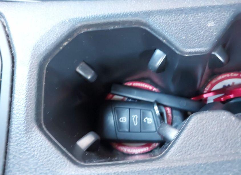 Photo 11 of 2019 Volkswagen Jetta GLI 2.0T 35TH ANNIVERSARY EDITION/2.0T AUTOBAHN/2.0T S (VIN 3VW6T7BU7KM155541)