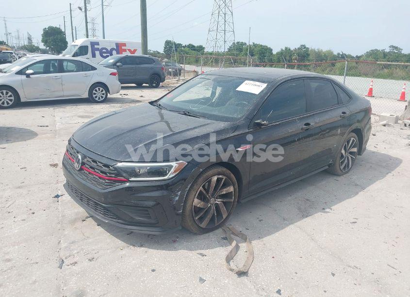 Photo 2 of 2019 Volkswagen Jetta GLI 2.0T 35TH ANNIVERSARY EDITION/2.0T AUTOBAHN/2.0T S (VIN 3VW6T7BU9KM150275)