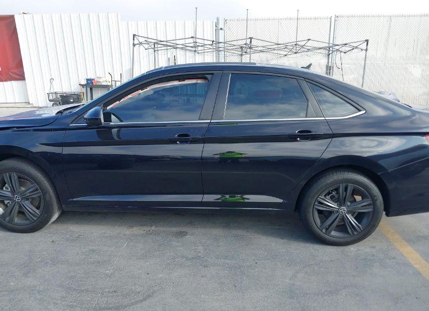 Photo 14 of 2022 Volkswagen Jetta 1.5T SE (VIN 3VW7M7BU0NM019791)