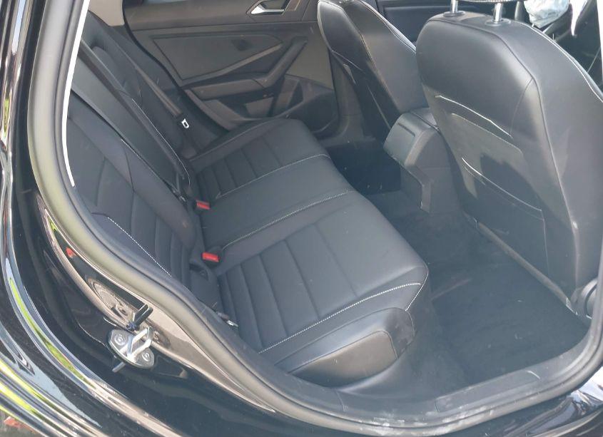 Photo 8 of 2022 Volkswagen Jetta 1.5T SE (VIN 3VW7M7BU0NM019791)