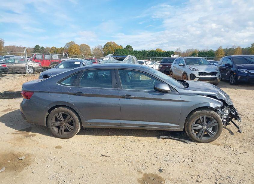 Photo 13 of 2023 Volkswagen Jetta 1.5T SE (VIN 3VW7M7BU0PM003593)