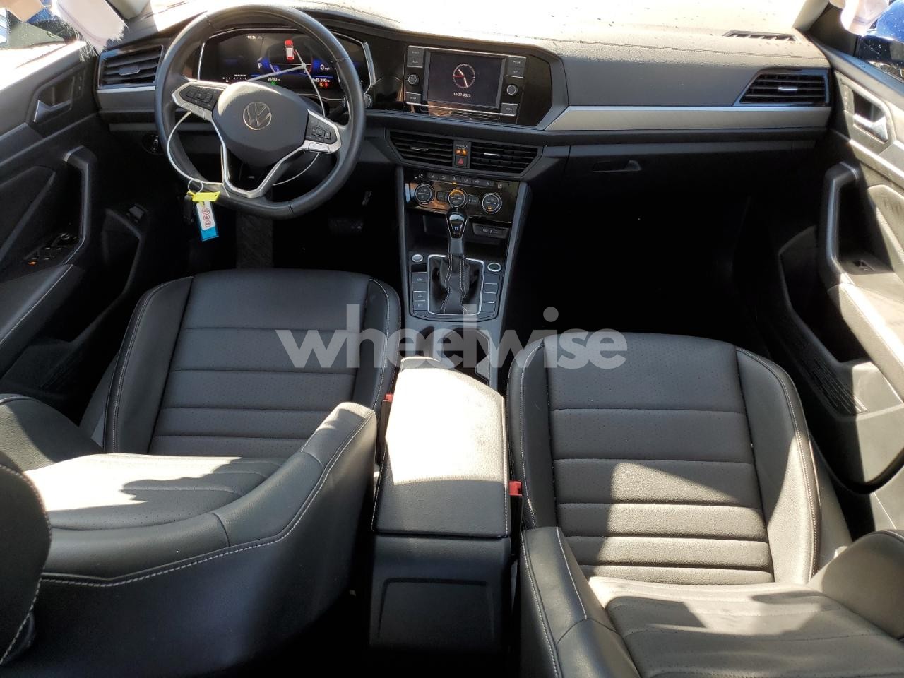 Photo 8 of 2024 VOLKSWAGEN JETTA SE (VIN 3VW7M7BU0RM056362)