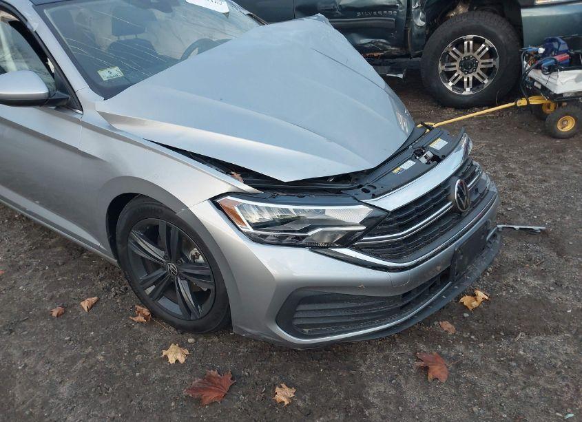 Photo 18 of 2024 Volkswagen Jetta 1.5T SE (VIN 3VW7M7BU0RM067393)