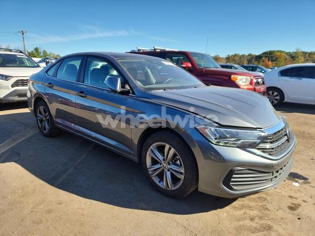 Photo 11 of 2024 VOLKSWAGEN JETTA SE (VIN 3VW7M7BU0RM069256)