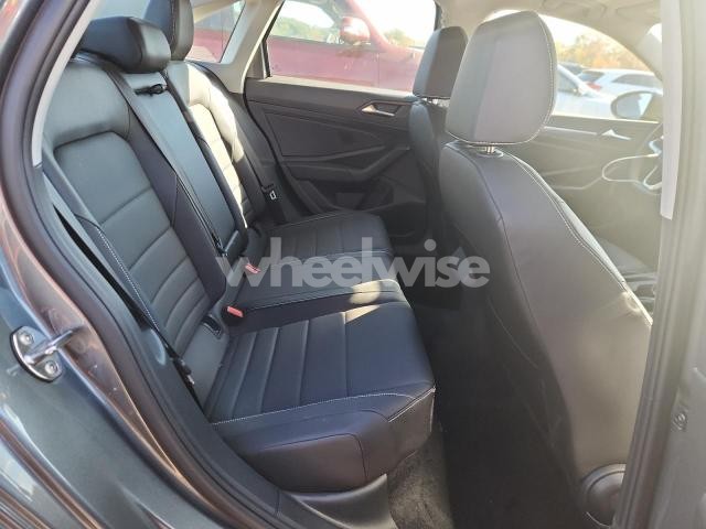 Photo 7 of 2024 VOLKSWAGEN JETTA SE (VIN 3VW7M7BU0RM069256)