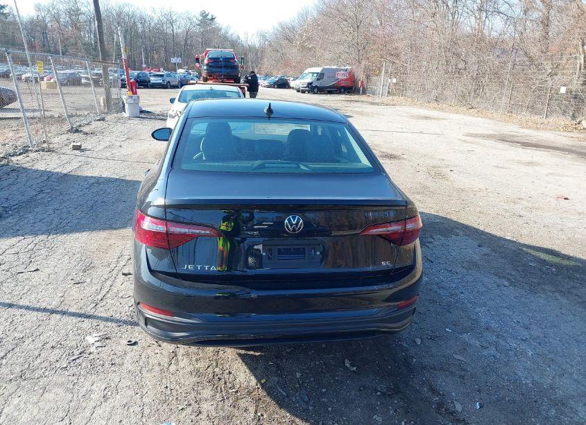 Photo 16 of 2024 Volkswagen Jetta 1.5T SE (VIN 3VW7M7BU0RM089295)