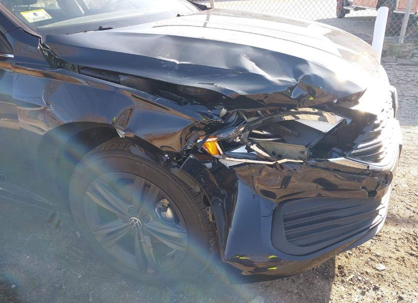 Photo 6 of 2024 Volkswagen Jetta 1.5T SE (VIN 3VW7M7BU0RM089295)