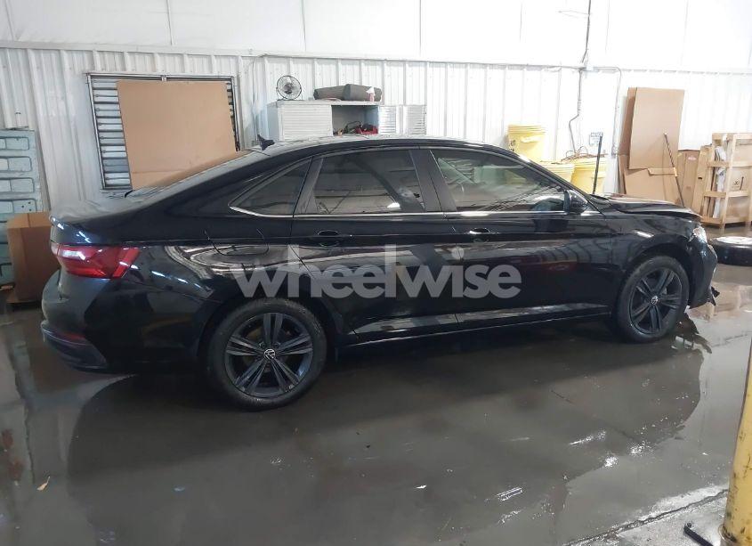 Photo 13 of 2022 Volkswagen Jetta 1.5T SE (VIN 3VW7M7BU1NM014468)