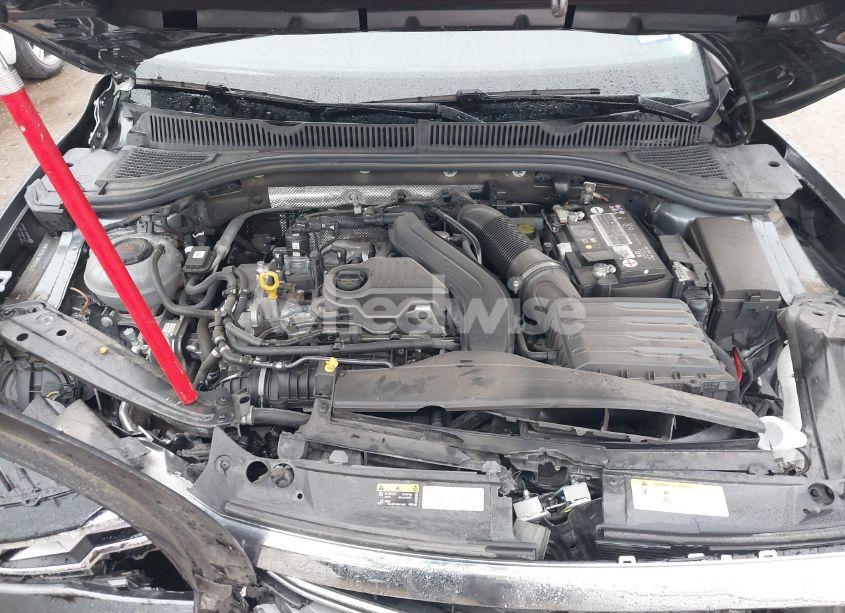 Photo 10 of 2022 Volkswagen Jetta 1.5T SE (VIN 3VW7M7BU1NM030217)