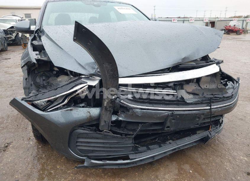 Photo 6 of 2022 Volkswagen Jetta 1.5T SE (VIN 3VW7M7BU1NM030217)