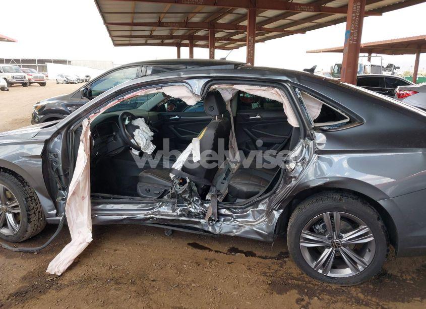 Photo 14 of 2023 Volkswagen Jetta 1.5T SE (VIN 3VW7M7BU1PM046842)