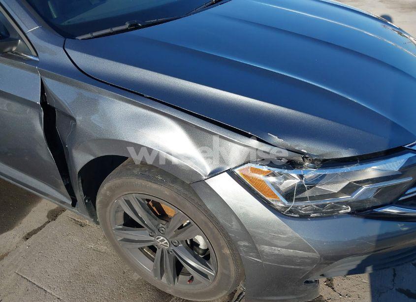 Photo 18 of 2024 Volkswagen Jetta 1.5T SE (VIN 3VW7M7BU1RM001399)