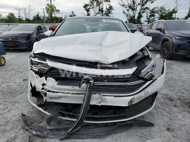 Photo 8 of 2024 VOLKSWAGEN JETTA SE (VIN 3VW7M7BU1RM026979)