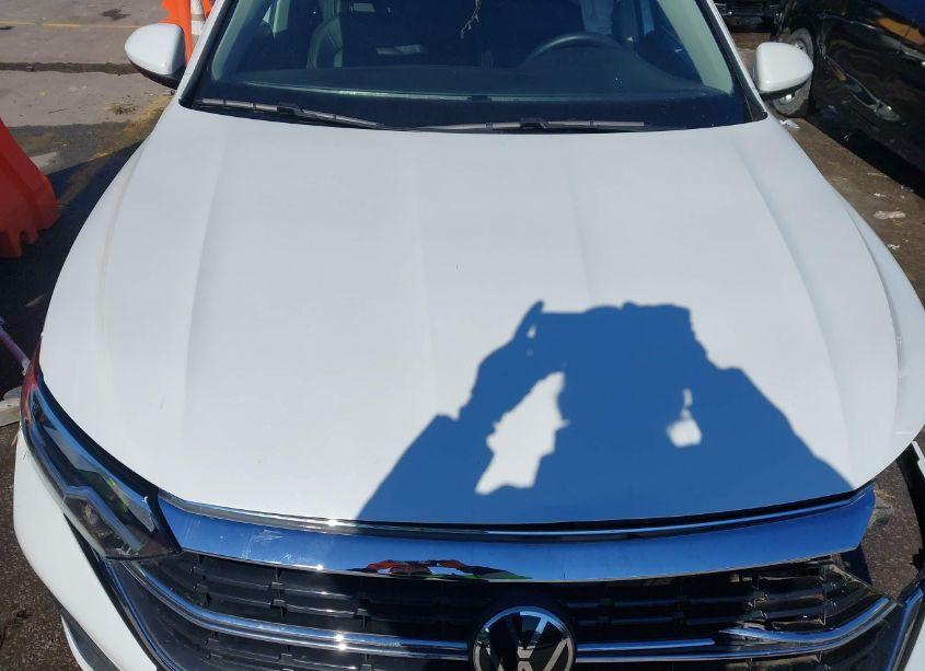 Photo 10 of 2022 Volkswagen Jetta 1.5T SE (VIN 3VW7M7BU2NM006850)