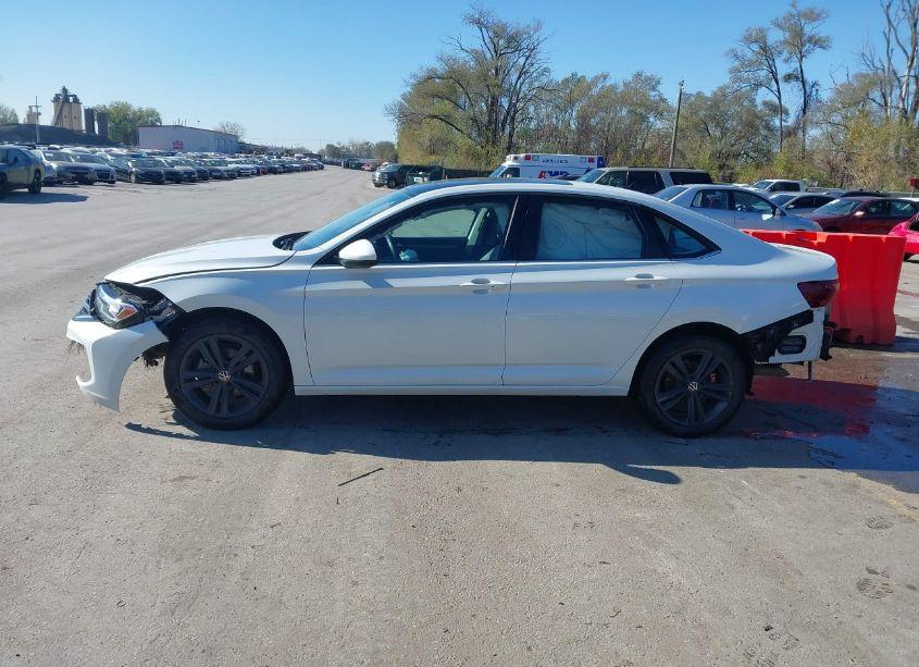 Photo 15 of 2022 Volkswagen Jetta 1.5T SE (VIN 3VW7M7BU2NM006850)