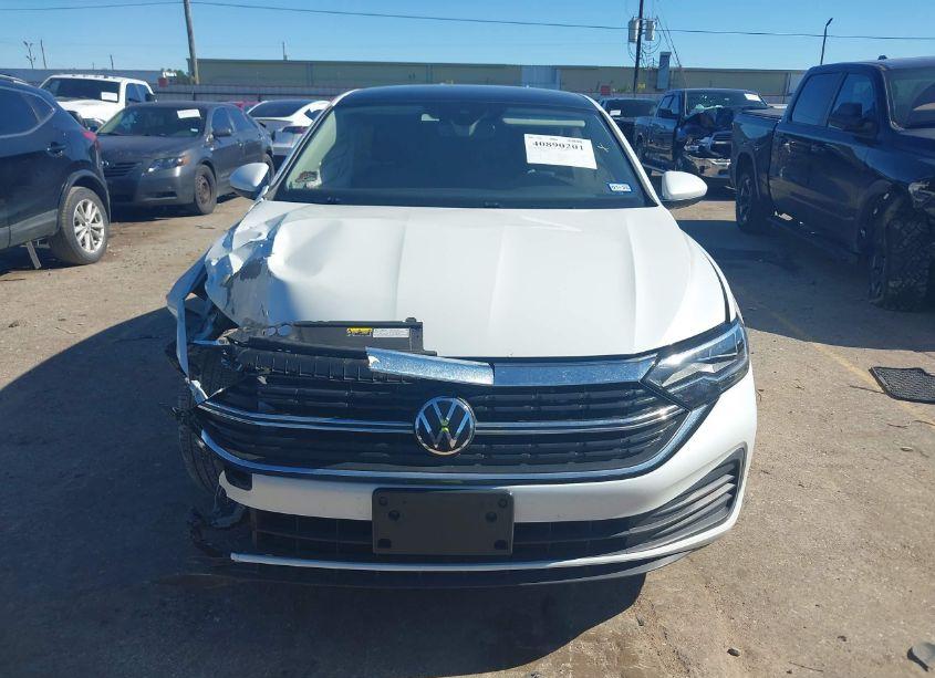 Photo 12 of 2023 Volkswagen Jetta 1.5T SE (VIN 3VW7M7BU2PM036384)
