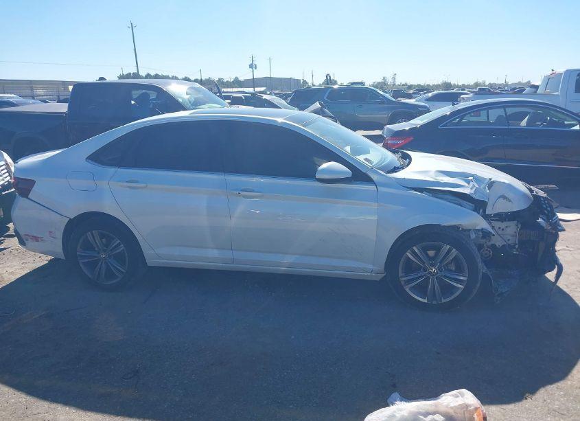 Photo 13 of 2023 Volkswagen Jetta 1.5T SE (VIN 3VW7M7BU2PM036384)