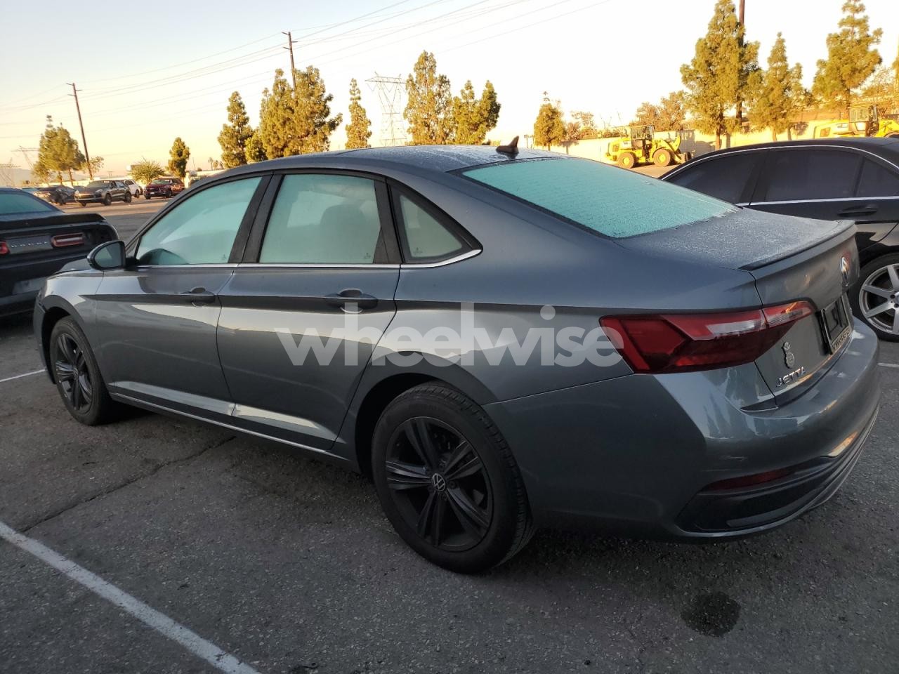 Photo 2 of 2023 VOLKSWAGEN JETTA SE (VIN 3VW7M7BU3PM023319)