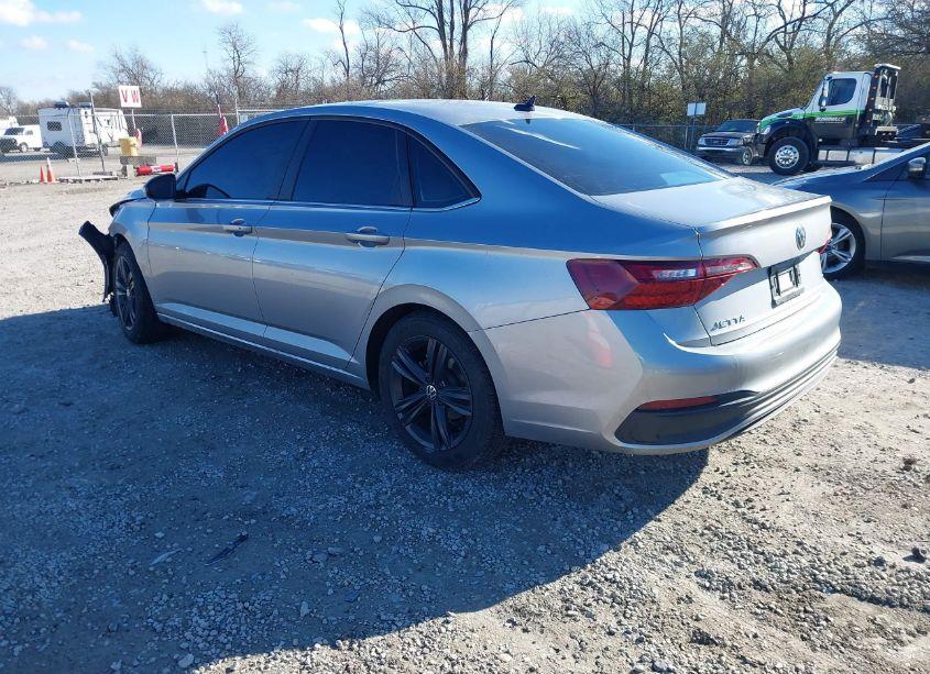 Photo 3 of 2024 Volkswagen Jetta 1.5T SE (VIN 3VW7M7BU3RM044691)