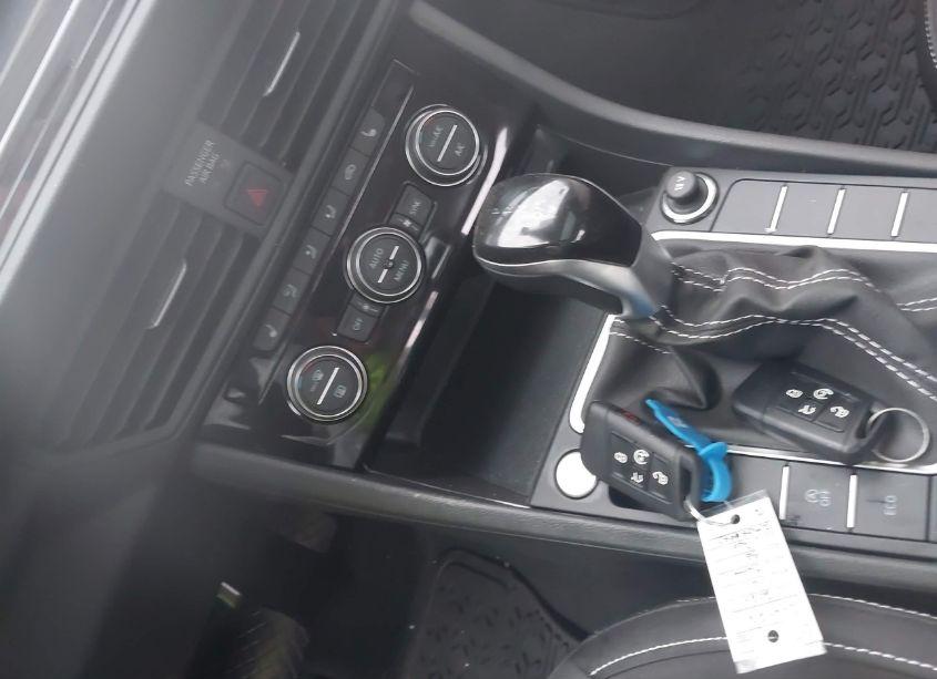 Photo 11 of 2024 Volkswagen Jetta 1.5T SE (VIN 3VW7M7BU3RM059983)