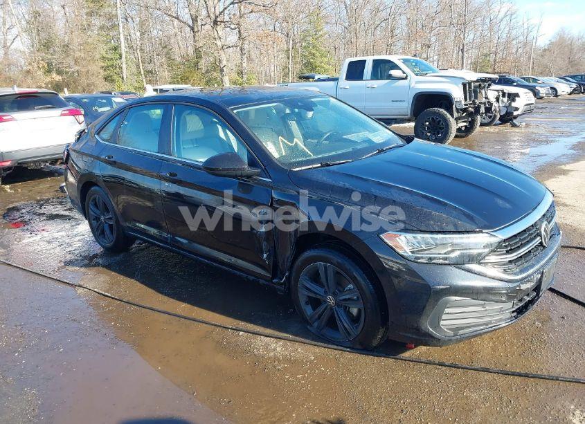 2022 Volkswagen Jetta 1.5T SE (VIN 3VW7M7BU4NM023424) main photo