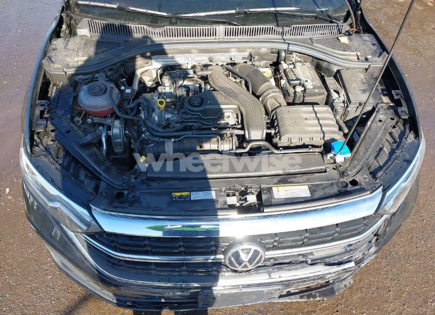 Photo 10 of 2022 Volkswagen Jetta 1.5T SE (VIN 3VW7M7BU4NM023424)