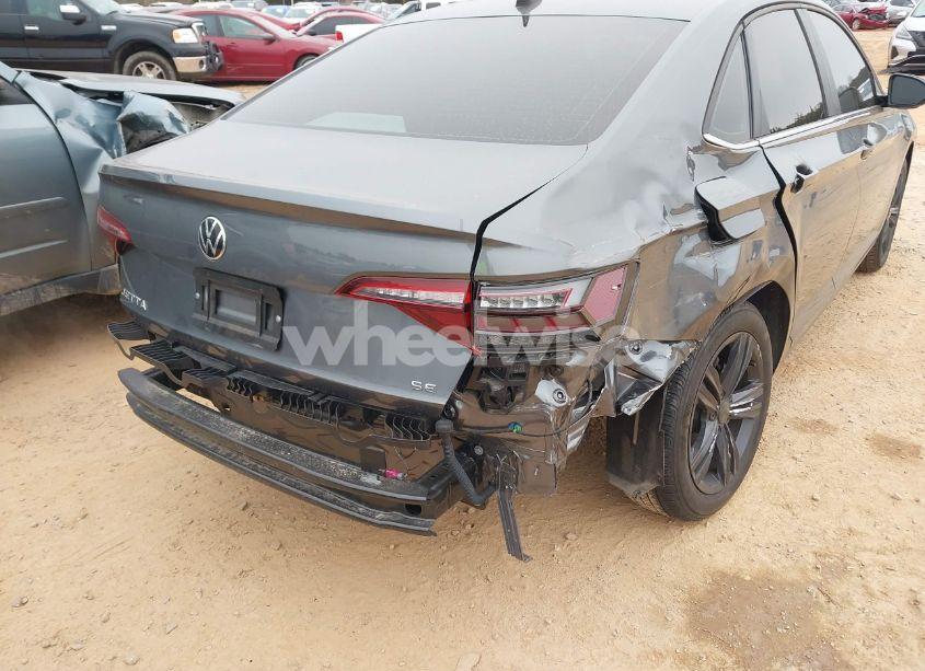 Photo 18 of 2023 Volkswagen Jetta 1.5T SE (VIN 3VW7M7BU4PM015388)