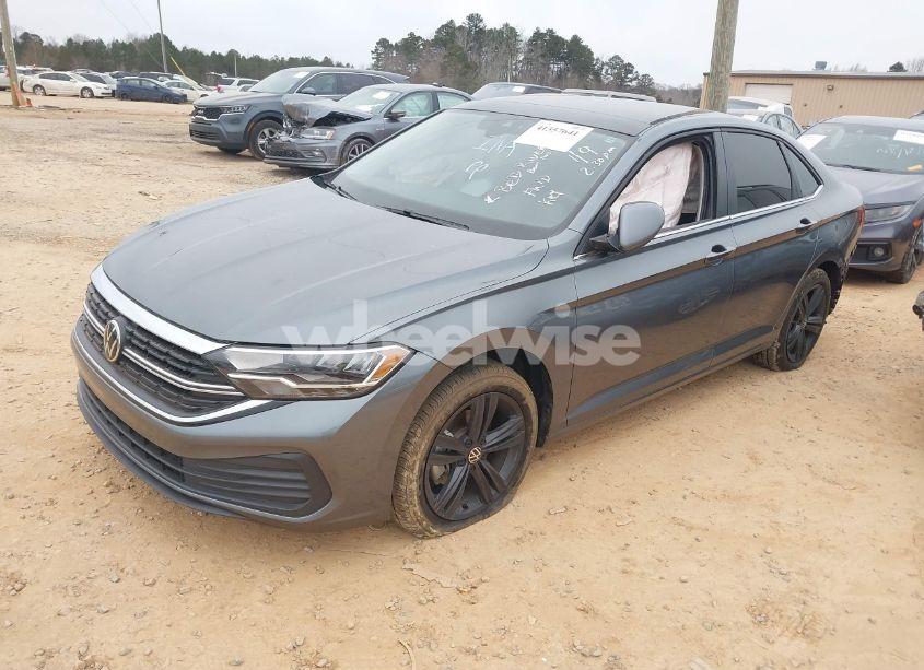 Photo 2 of 2023 Volkswagen Jetta 1.5T SE (VIN 3VW7M7BU4PM015388)