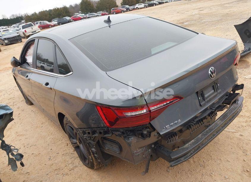 Photo 3 of 2023 Volkswagen Jetta 1.5T SE (VIN 3VW7M7BU4PM015388)