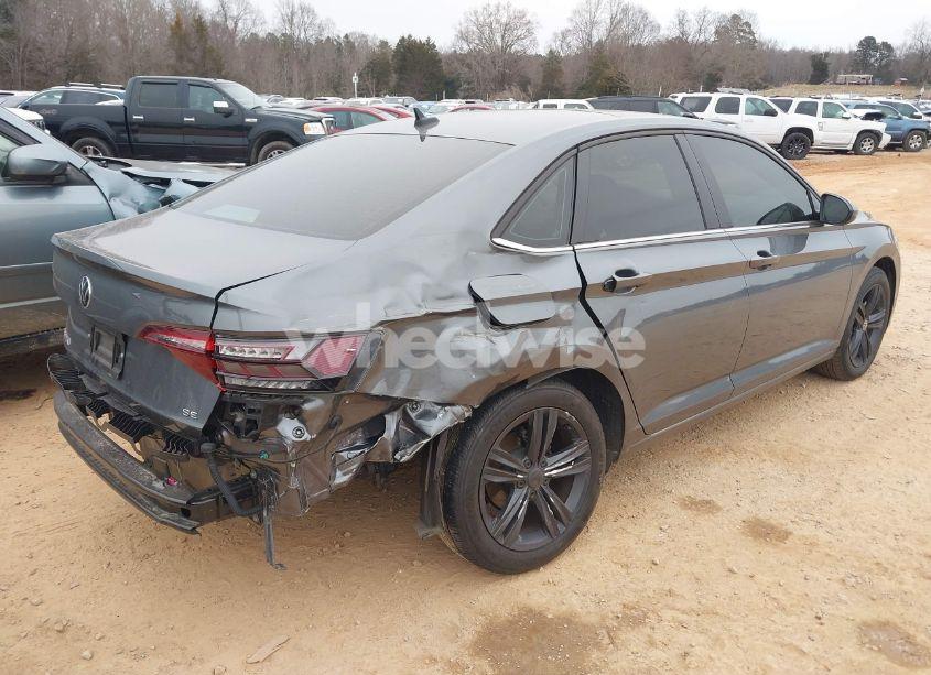 Photo 4 of 2023 Volkswagen Jetta 1.5T SE (VIN 3VW7M7BU4PM015388)