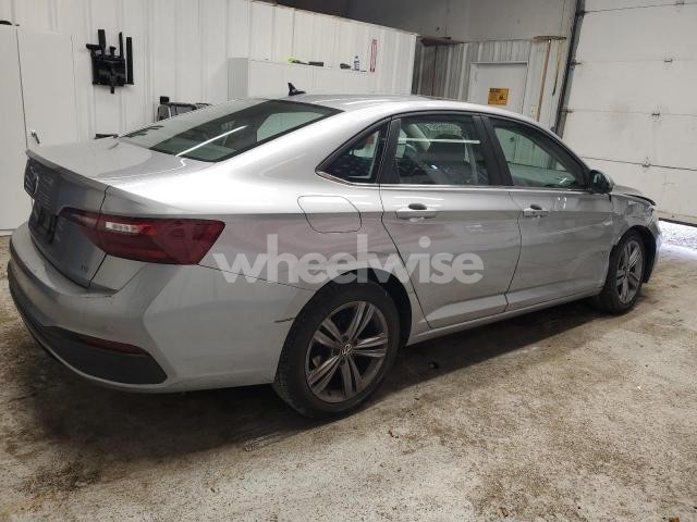 Photo 3 of 2024 VOLKSWAGEN JETTA SE (VIN 3VW7M7BU5RM017489)