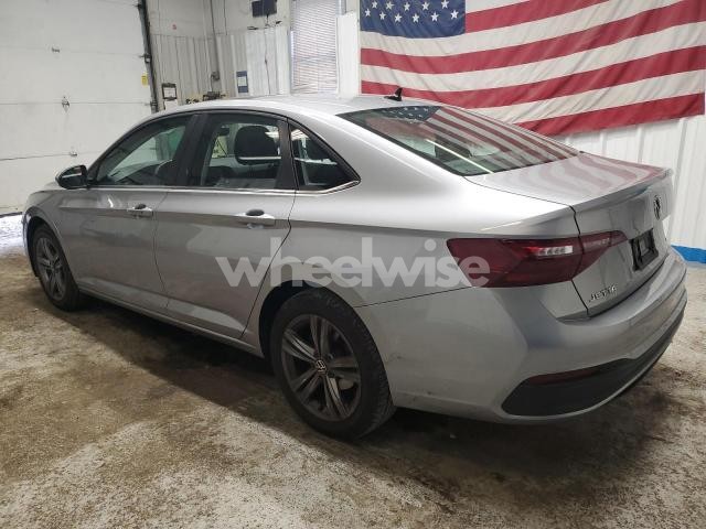 Photo 5 of 2024 VOLKSWAGEN JETTA SE (VIN 3VW7M7BU5RM017489)