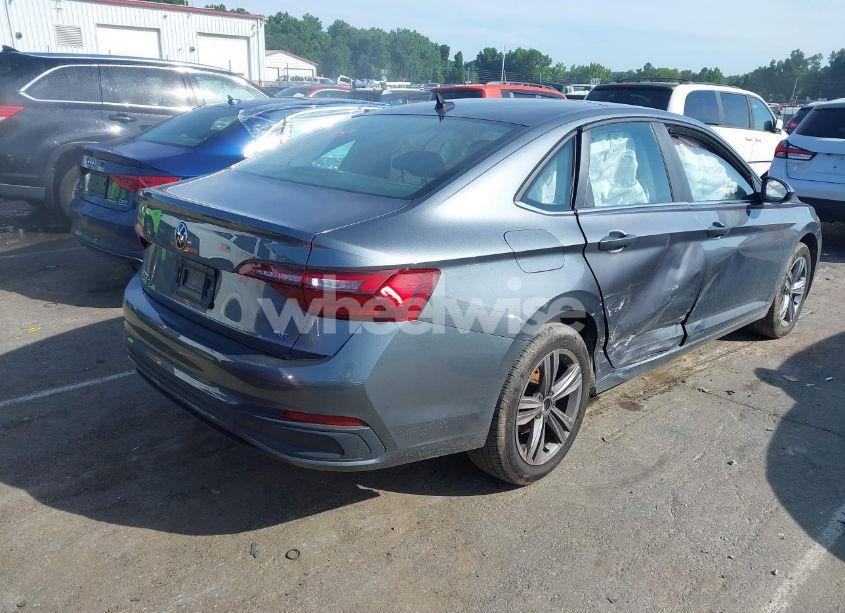 Photo 4 of 2024 Volkswagen Jetta 1.5T SE (VIN 3VW7M7BU5RM023339)
