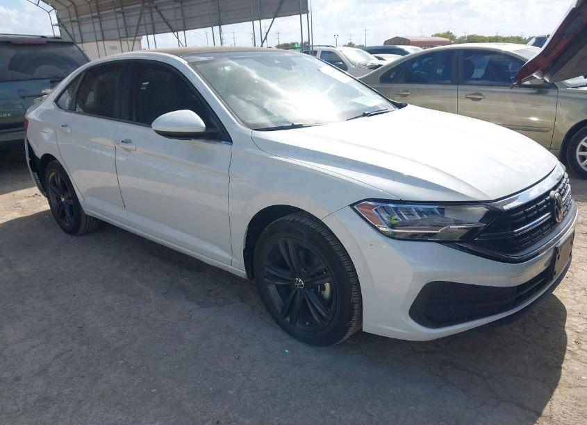 2022 Volkswagen Jetta 1.5T SE (VIN 3VW7M7BU6NM020735) main photo