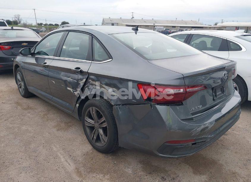 Photo 3 of 2024 Volkswagen Jetta 1.5T SE (VIN 3VW7M7BU6RM040165)