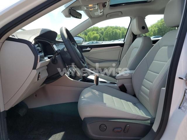 Photo 11 of 2024 VOLKSWAGEN JETTA SE (VIN 3VW7M7BU6RM066815)