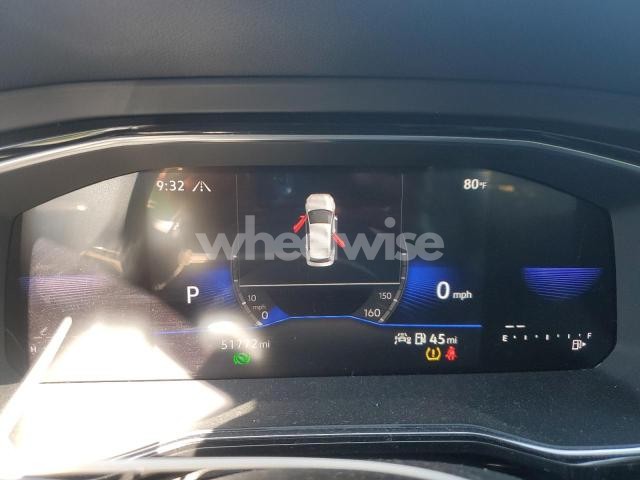 Photo 2 of 2024 VOLKSWAGEN JETTA SE (VIN 3VW7M7BU8RM001688)